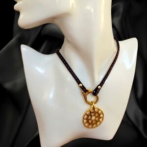 Leash Gold Plated Circle Heart Pendant Choker Necklace